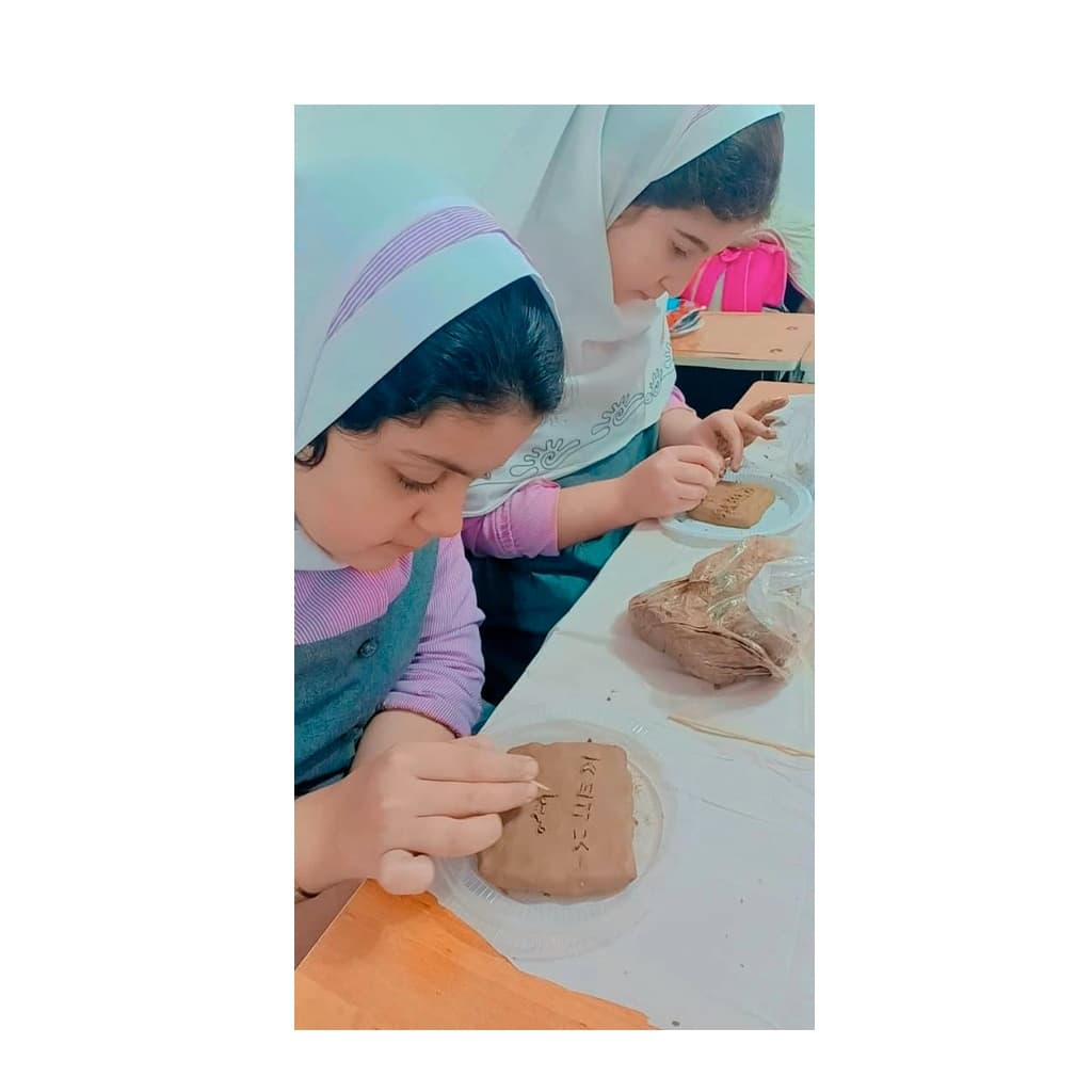 دبستان غیر دولتی دخترانه الفبای مهر